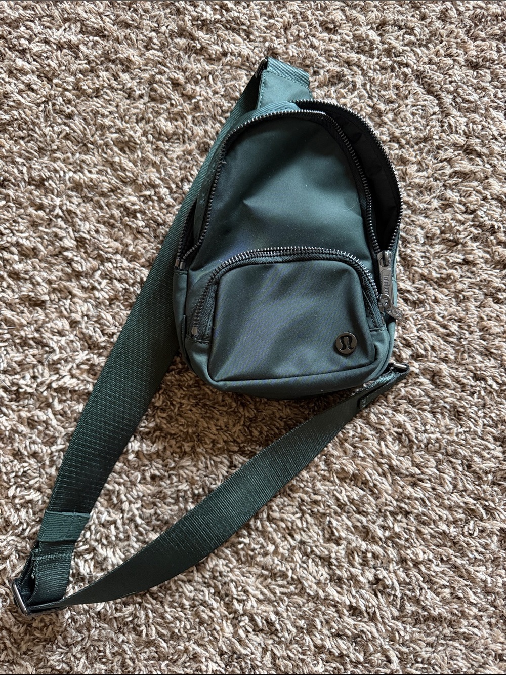 lululemon athletica Dark Green Men's Sling Belt Bag